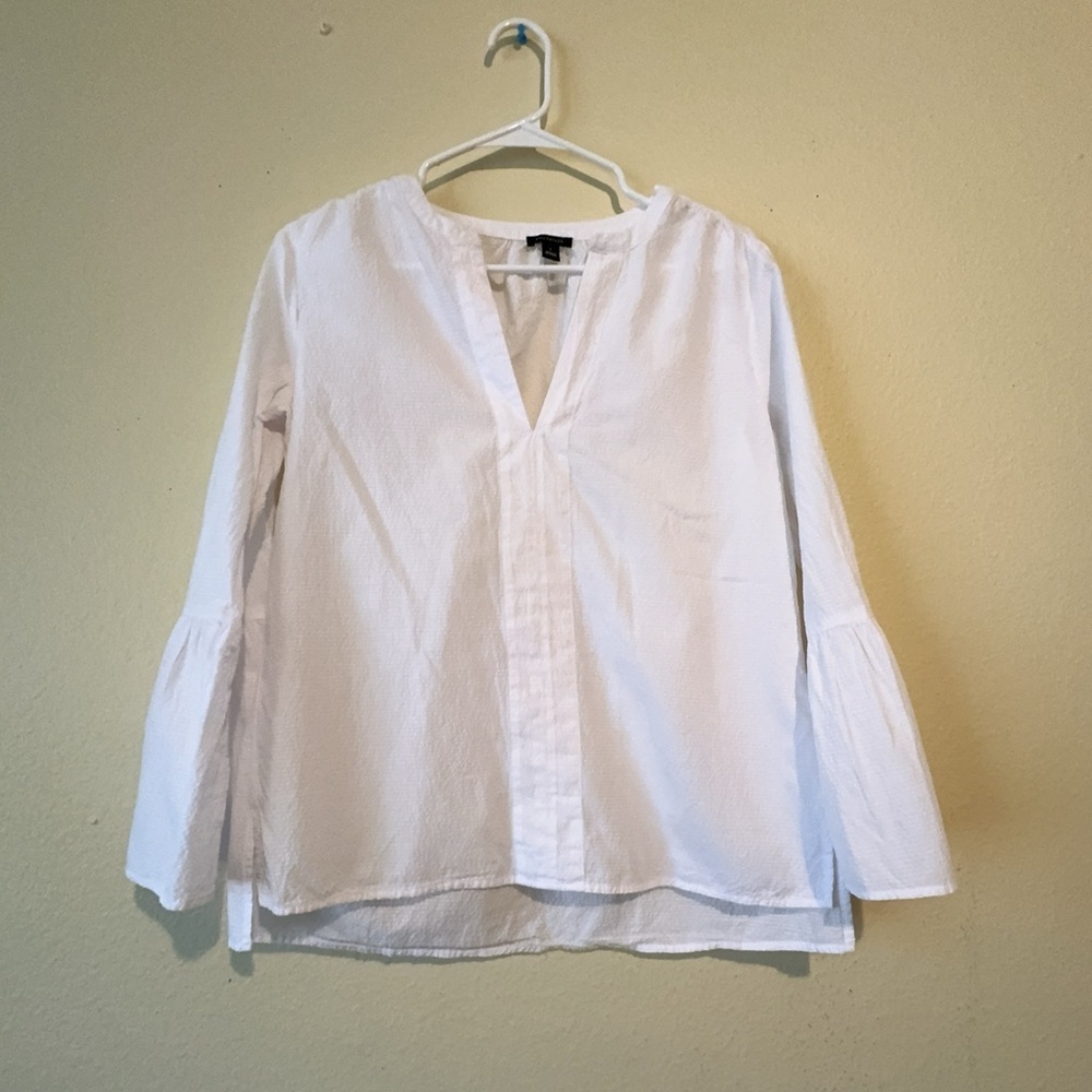 Ann Taylor White Textured V-Neck Tunic Blouse Bell Sleeve Size Small